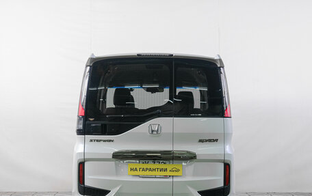 Honda Stepwgn IV, 2019 год, 2 199 000 рублей, 6 фотография