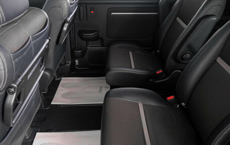 Honda Stepwgn IV, 2019 год, 2 199 000 рублей, 10 фотография