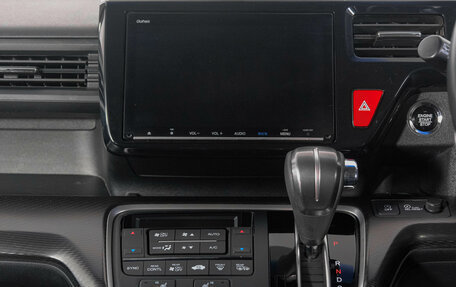 Honda Stepwgn IV, 2019 год, 2 199 000 рублей, 20 фотография