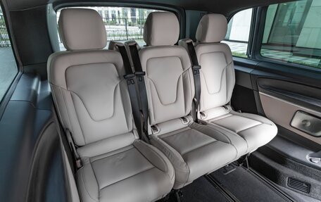 Mercedes-Benz V-Класс, 2025 год, 13 990 000 рублей, 35 фотография