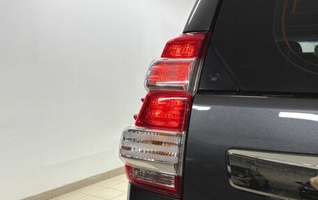 Toyota Land Cruiser Prado 150 рестайлинг 2, 2014 год, 3 385 000 рублей, 10 фотография
