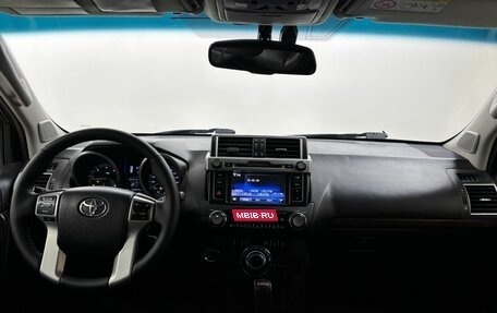 Toyota Land Cruiser Prado 150 рестайлинг 2, 2014 год, 3 385 000 рублей, 18 фотография