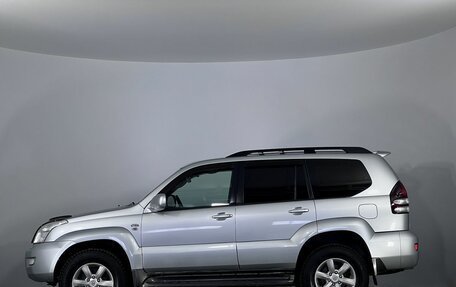 Toyota Land Cruiser Prado 120 рестайлинг, 2004 год, 1 590 000 рублей, 8 фотография