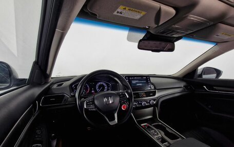 Honda Accord IX рестайлинг, 2018 год, 2 490 000 рублей, 14 фотография