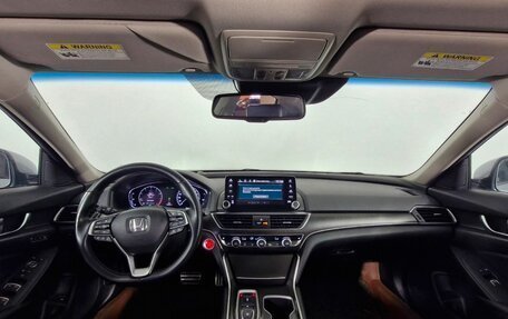 Honda Accord IX рестайлинг, 2018 год, 2 490 000 рублей, 11 фотография