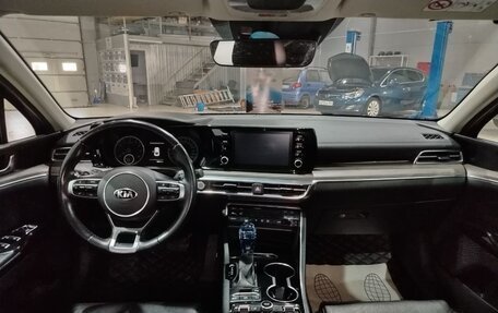 KIA K5, 2021 год, 2 420 000 рублей, 6 фотография