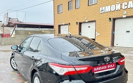 Toyota Camry, 2018 год, 2 700 000 рублей, 5 фотография