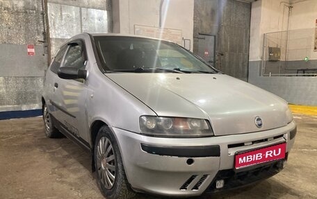 Fiat Punto III Punto Evo рестайлинг, 2002 год, 255 000 рублей, 1 фотография