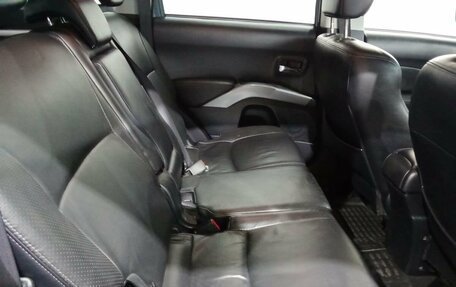 Mitsubishi Outlander III рестайлинг 3, 2006 год, 948 000 рублей, 11 фотография