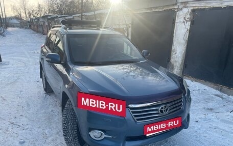 Toyota RAV4, 2011 год, 1 360 000 рублей, 2 фотография