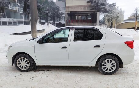 Renault Logan II, 2020 год, 700 000 рублей, 2 фотография