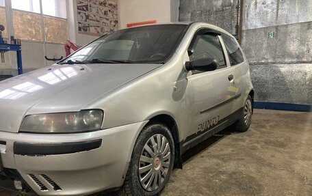 Fiat Punto III Punto Evo рестайлинг, 2002 год, 255 000 рублей, 2 фотография