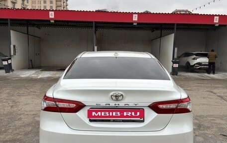 Toyota Camry, 2019 год, 2 900 000 рублей, 6 фотография