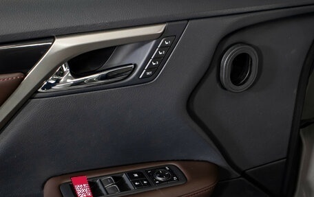 Lexus RX IV рестайлинг, 2020 год, 5 288 000 рублей, 25 фотография