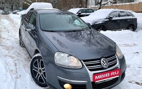 Volkswagen Jetta VI, 2008 год, 701 000 рублей, 3 фотография