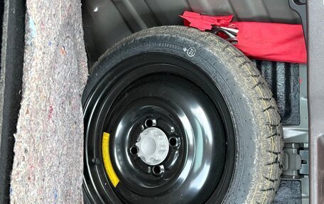 Toyota Passo III, 2011 год, 700 000 рублей, 22 фотография