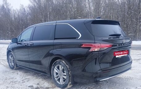 Toyota Sienna, 2025 год, 8 900 000 рублей, 3 фотография