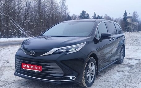 Toyota Sienna, 2025 год, 8 900 000 рублей, 2 фотография