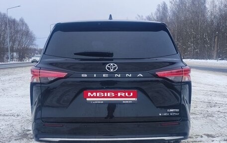 Toyota Sienna, 2025 год, 8 900 000 рублей, 4 фотография