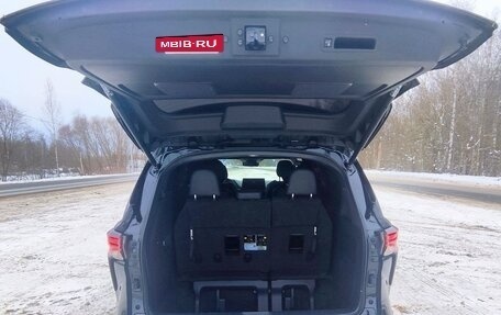 Toyota Sienna, 2025 год, 8 900 000 рублей, 14 фотография