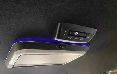 Honda Stepwgn, 2022 год, 2 000 000 рублей, 16 фотография