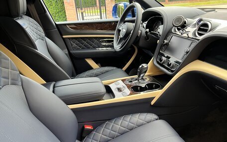 Bentley Bentayga I, 2017 год, 16 990 000 рублей, 7 фотография