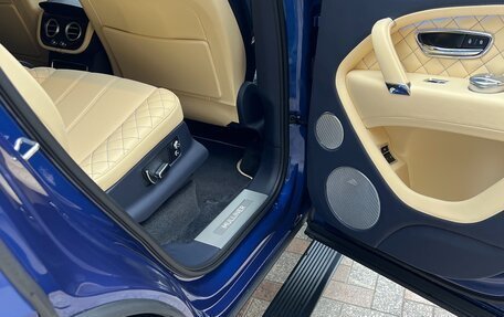 Bentley Bentayga I, 2017 год, 16 990 000 рублей, 18 фотография