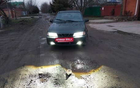 Daewoo Nexia I рестайлинг, 2002 год, 120 000 рублей, 3 фотография