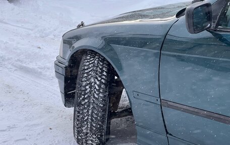 BMW 3 серия, 1993 год, 445 000 рублей, 9 фотография