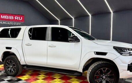 Toyota Hilux VIII, 2023 год, 6 500 000 рублей, 3 фотография