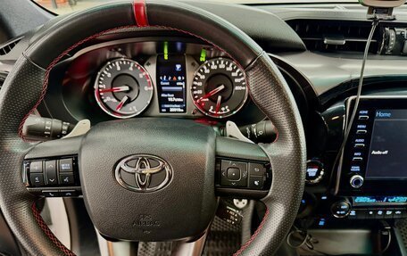 Toyota Hilux VIII, 2023 год, 6 500 000 рублей, 17 фотография