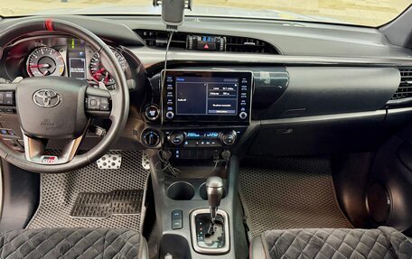 Toyota Hilux VIII, 2023 год, 6 500 000 рублей, 16 фотография