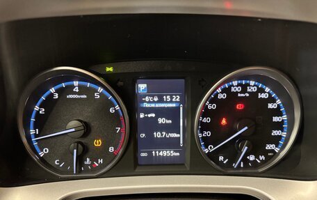 Toyota RAV4, 2018 год, 2 449 000 рублей, 12 фотография