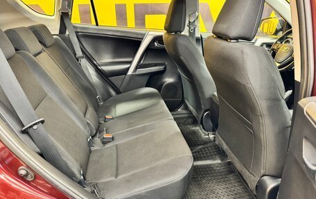 Toyota RAV4, 2018 год, 2 449 000 рублей, 21 фотография