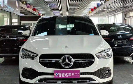 Mercedes-Benz GLA, 2023 год, 2 287 000 рублей, 3 фотография