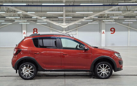 Renault Sandero II рестайлинг, 2015 год, 807 950 рублей, 8 фотография