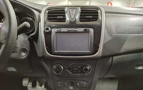 Renault Sandero II рестайлинг, 2015 год, 807 950 рублей, 19 фотография