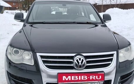 Volkswagen Touareg III, 2008 год, 1 300 000 рублей, 1 фотография