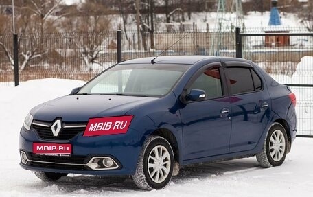 Renault Logan II, 2015 год, 815 000 рублей, 1 фотография