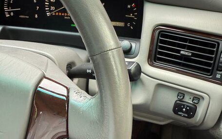 Toyota Crown Majesta, 2004 год, 2 450 000 рублей, 21 фотография