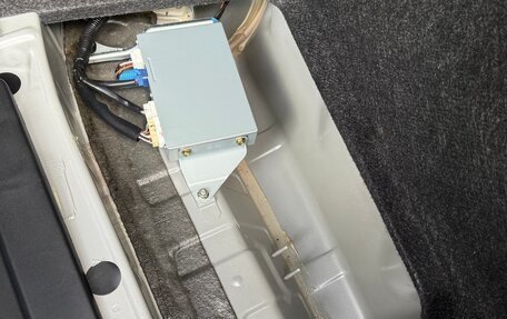 Toyota Crown Majesta, 2004 год, 2 450 000 рублей, 37 фотография