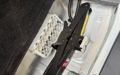 Toyota Crown Majesta, 2004 год, 2 450 000 рублей, 39 фотография