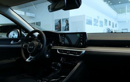 KIA K5, 2025 год, 4 050 000 рублей, 18 фотография