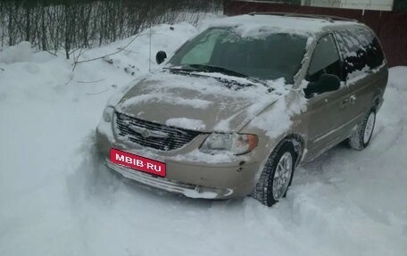 Chrysler Town & Country IV, 2002 год, 400 000 рублей, 3 фотография