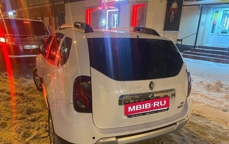 Renault Duster I рестайлинг, 2016 год, 900 000 рублей, 2 фотография