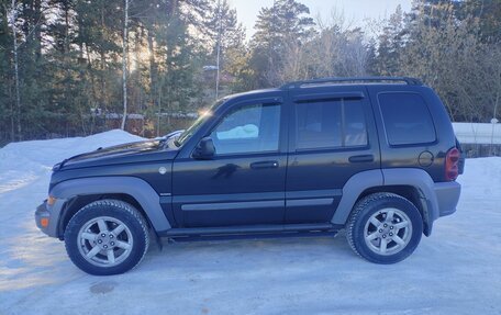 Jeep Liberty (North America) I, 2005 год, 650 000 рублей, 5 фотография