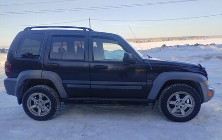 Jeep Liberty (North America) I, 2005 год, 650 000 рублей, 4 фотография