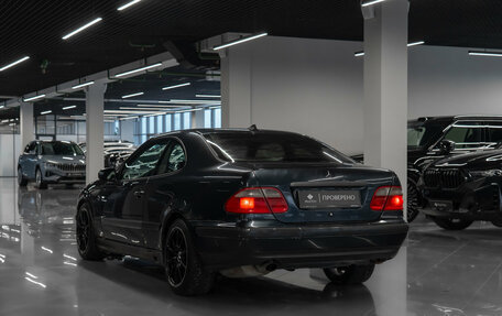 Mercedes-Benz CLK-Класс, 2001 год, 520 000 рублей, 4 фотография