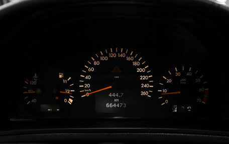 Mercedes-Benz CLK-Класс, 2001 год, 520 000 рублей, 12 фотография