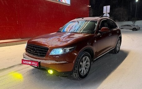 Infiniti FX I, 2007 год, 775 000 рублей, 19 фотография